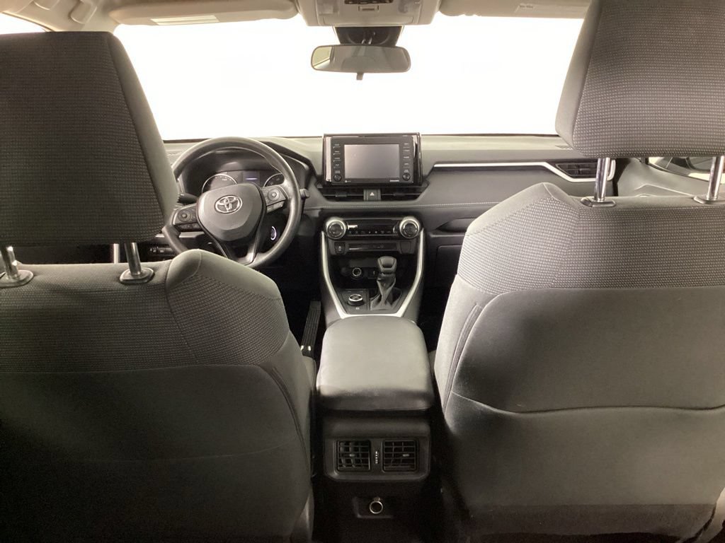 Used 2021 Toyota RAV4 LE AWD/4WD image 25