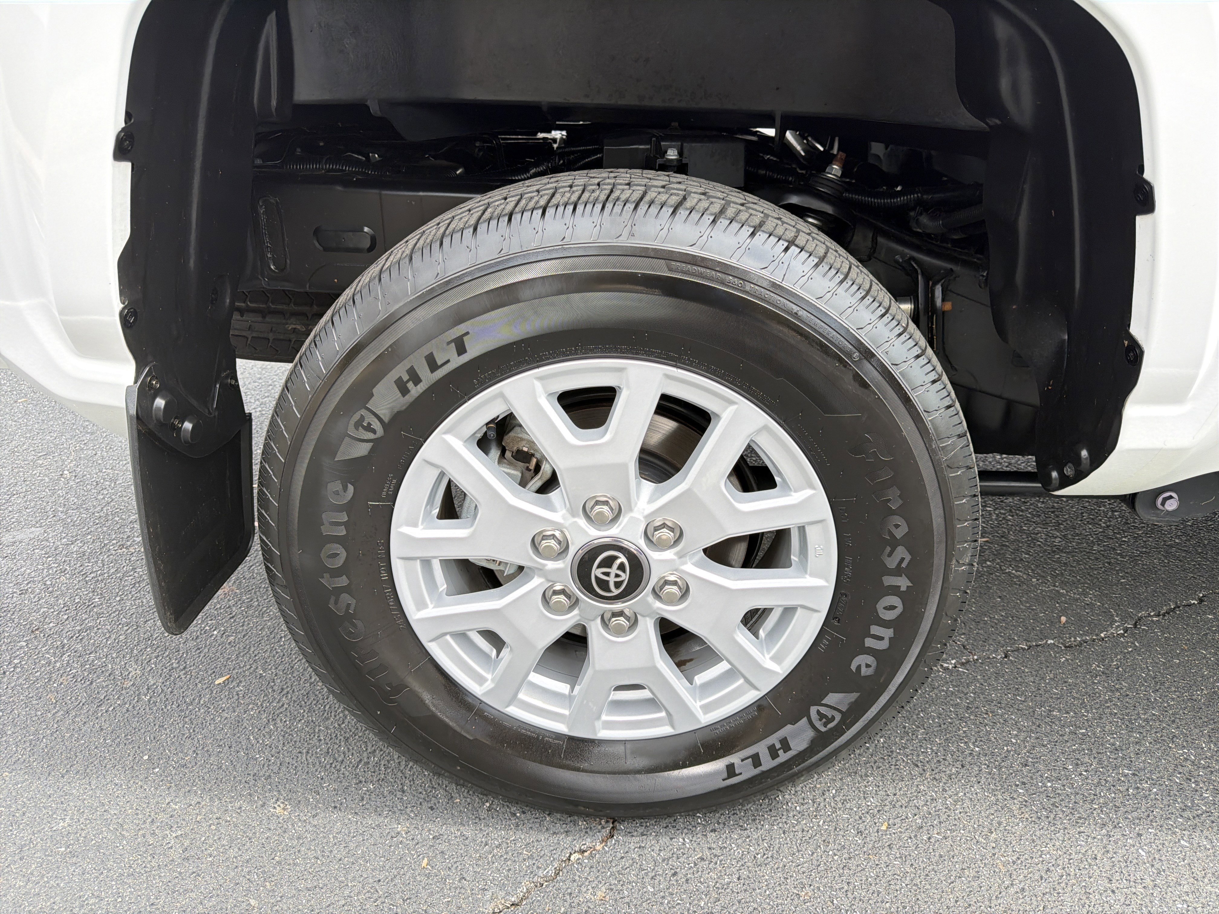 Used 2025 Toyota Tacoma SR5 RWD image 17