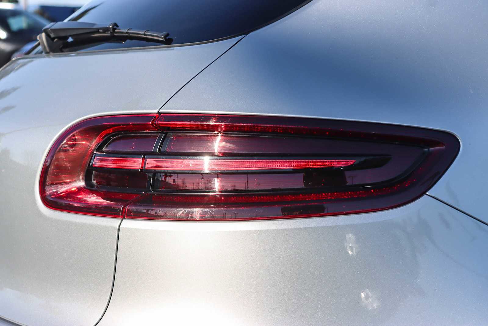 Used 2018 Porsche Macan GTS image 8