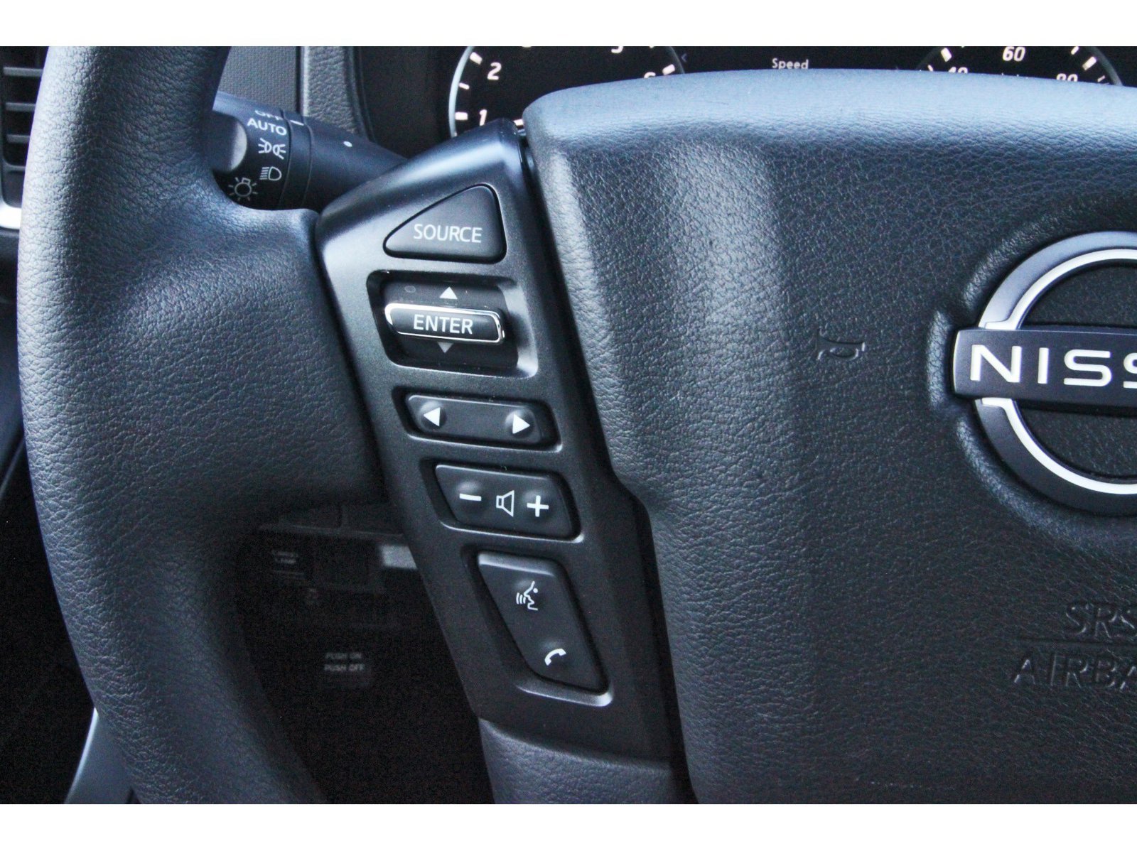 Used 2024 Nissan Frontier SV RWD image 19