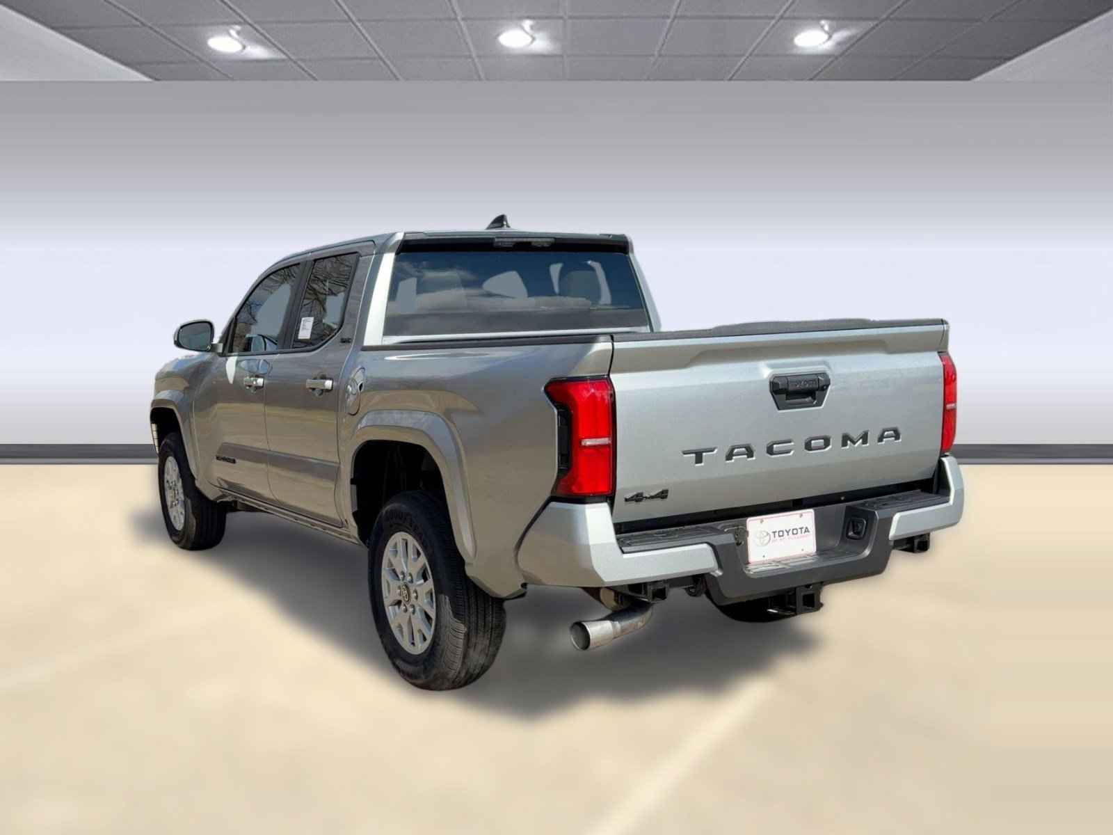New 2026 Toyota Tacoma SR5 AWD/4WD image 3