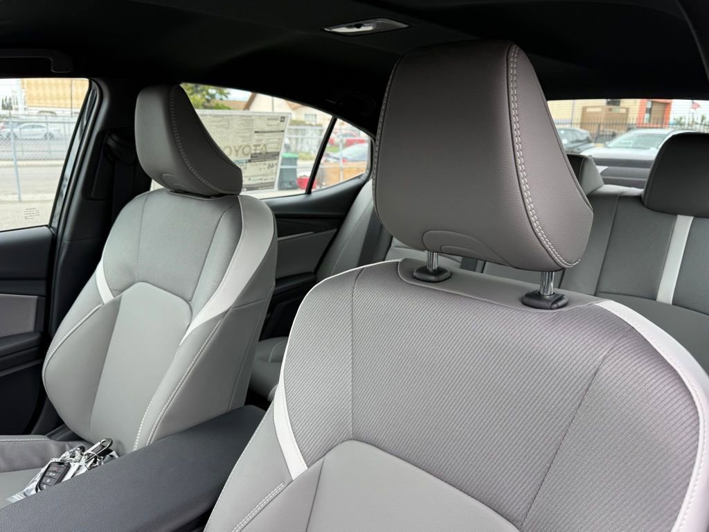 Certified 2026 Toyota Camry SE image 21
