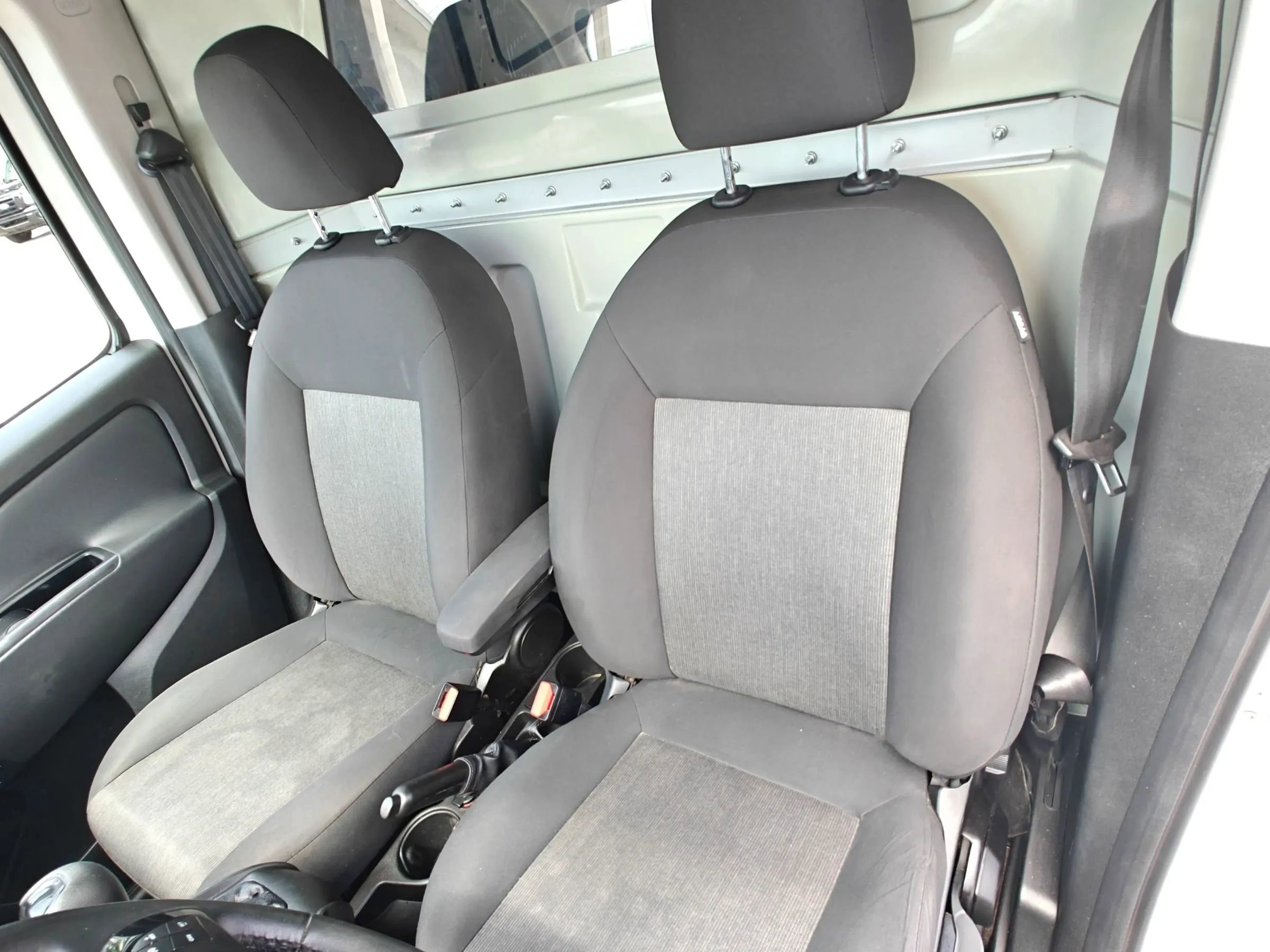 Used 2015 RAM ProMaster City Tradesman SLT w/ Rear Back-up Camera Group FWD image 16
