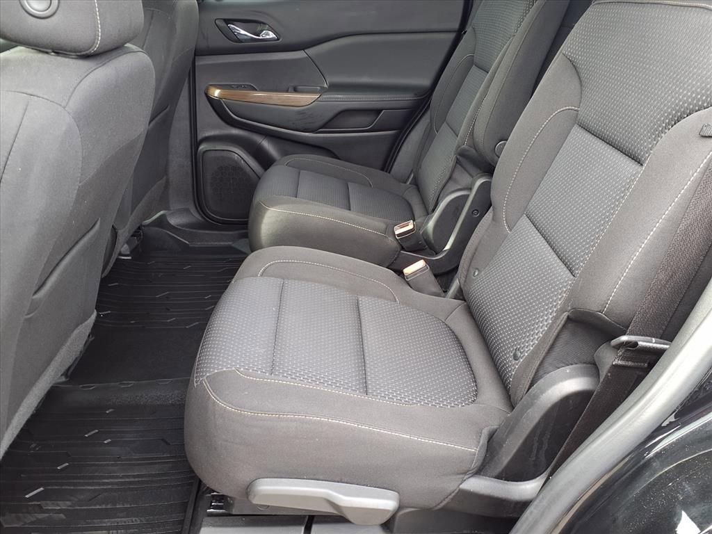 Certified 2022 GMC Acadia SLE w/ Driver Convenience Package image 26