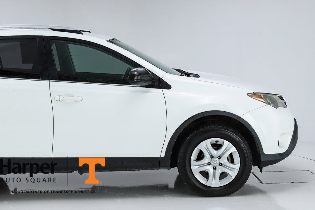 Used 2015 Toyota RAV4 LE FWD image 48