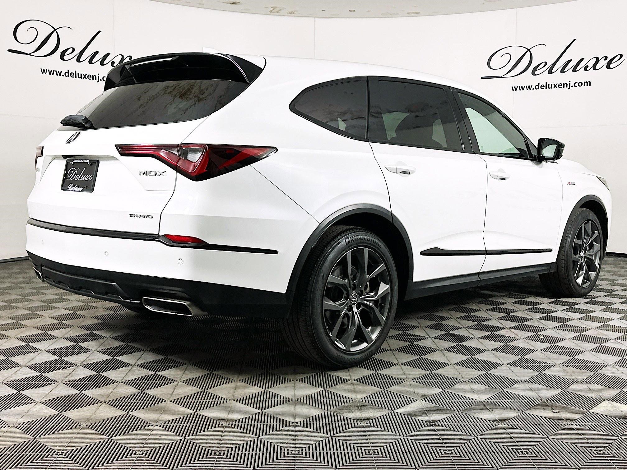 Used 2023 Acura MDX A-Spec AWD/4WD image 6