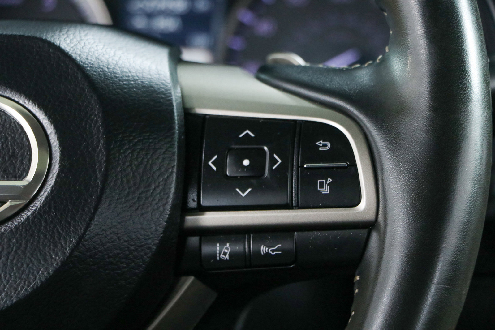 Used 2022 Lexus RX 350 FWD w/ Premium Package image 14