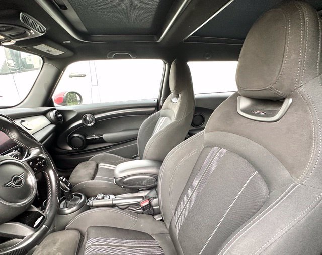 Used 2024 MINI Cooper John Cooper Works FWD image 24
