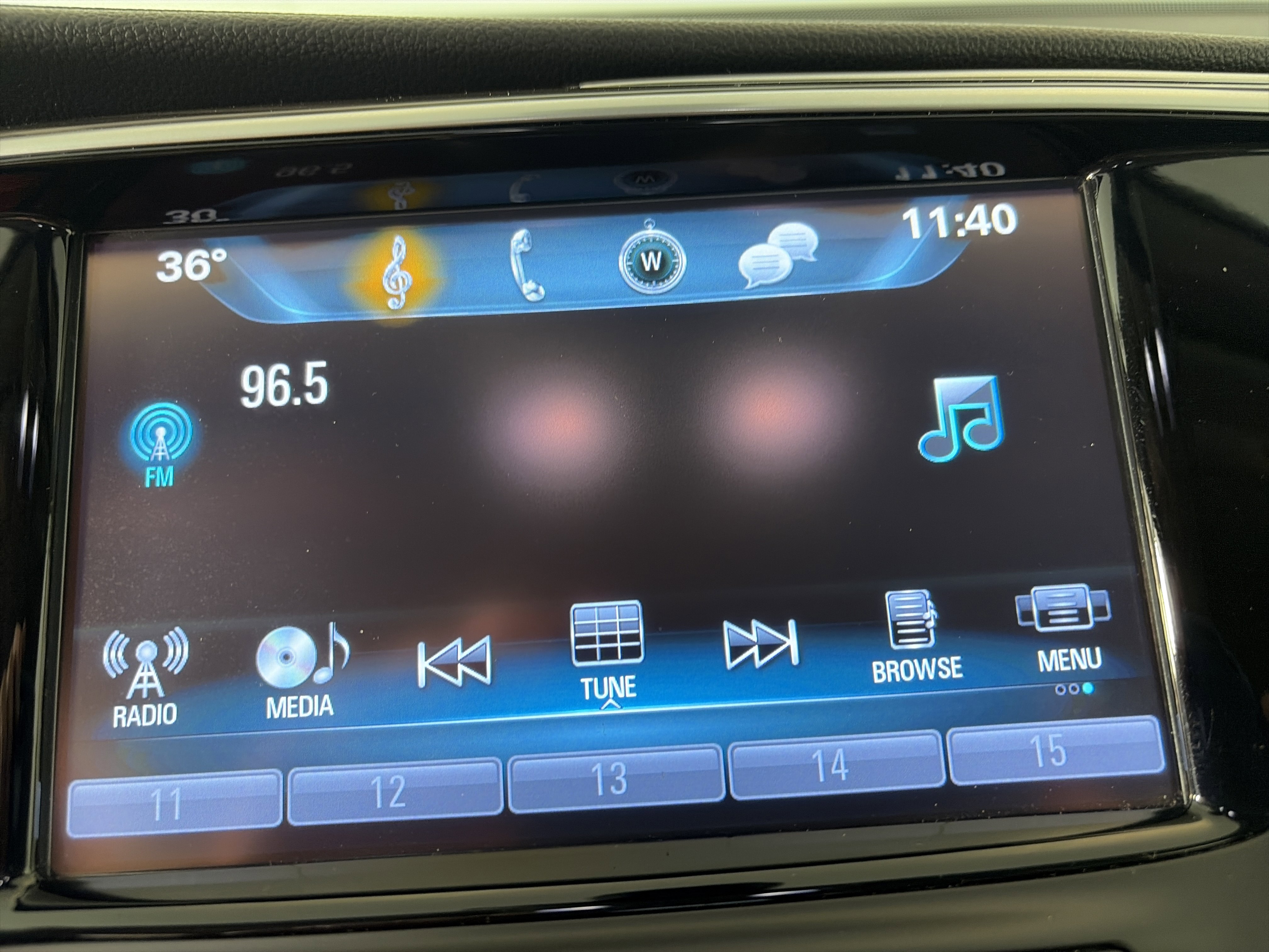 Used 2019 Buick Envision Premium image 19