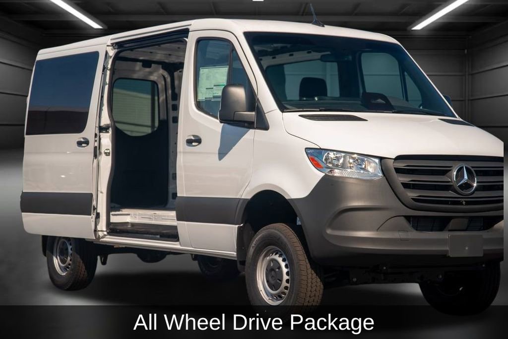Used 2025 Mercedes-Benz Sprinter 144 Cargo image 7
