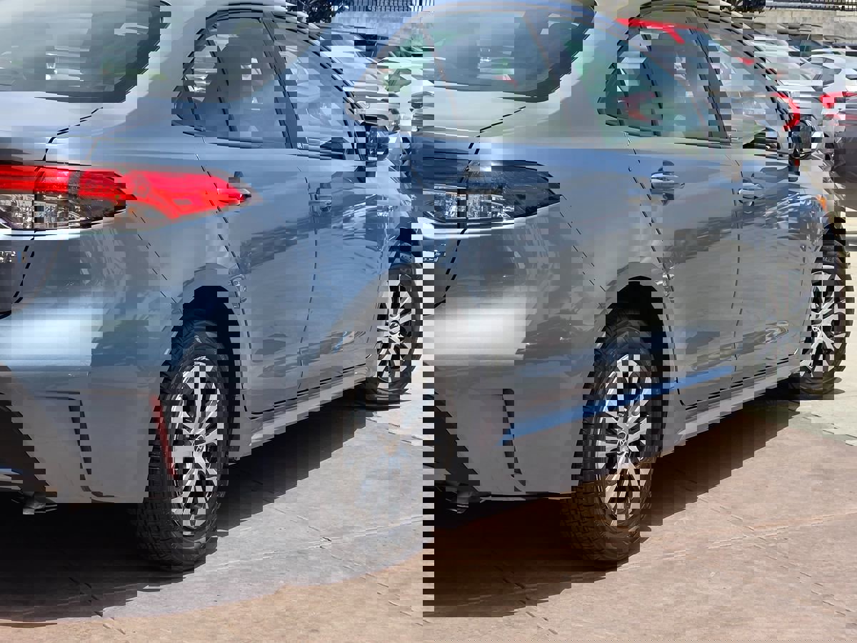 Used 2020 Toyota Corolla LE image 13
