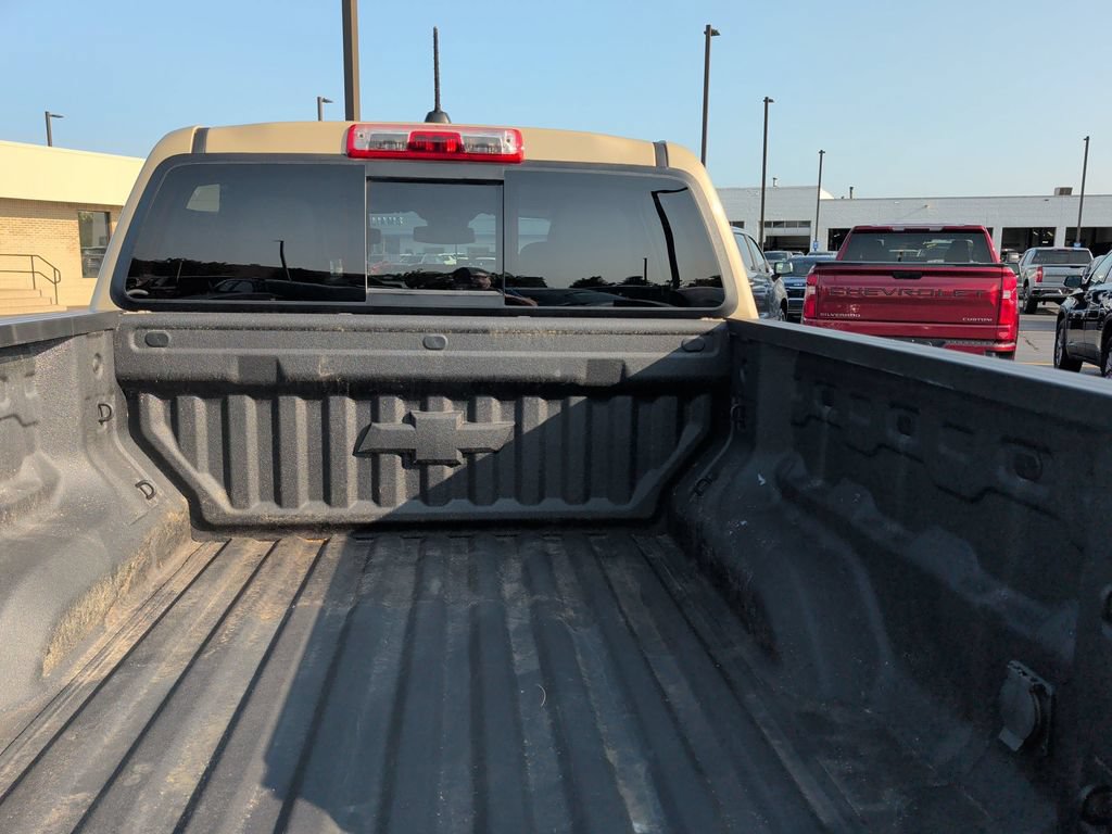 Used 2023 Chevrolet Colorado Z71 w/ Z71 Convenience Package 2 AWD/4WD image 21