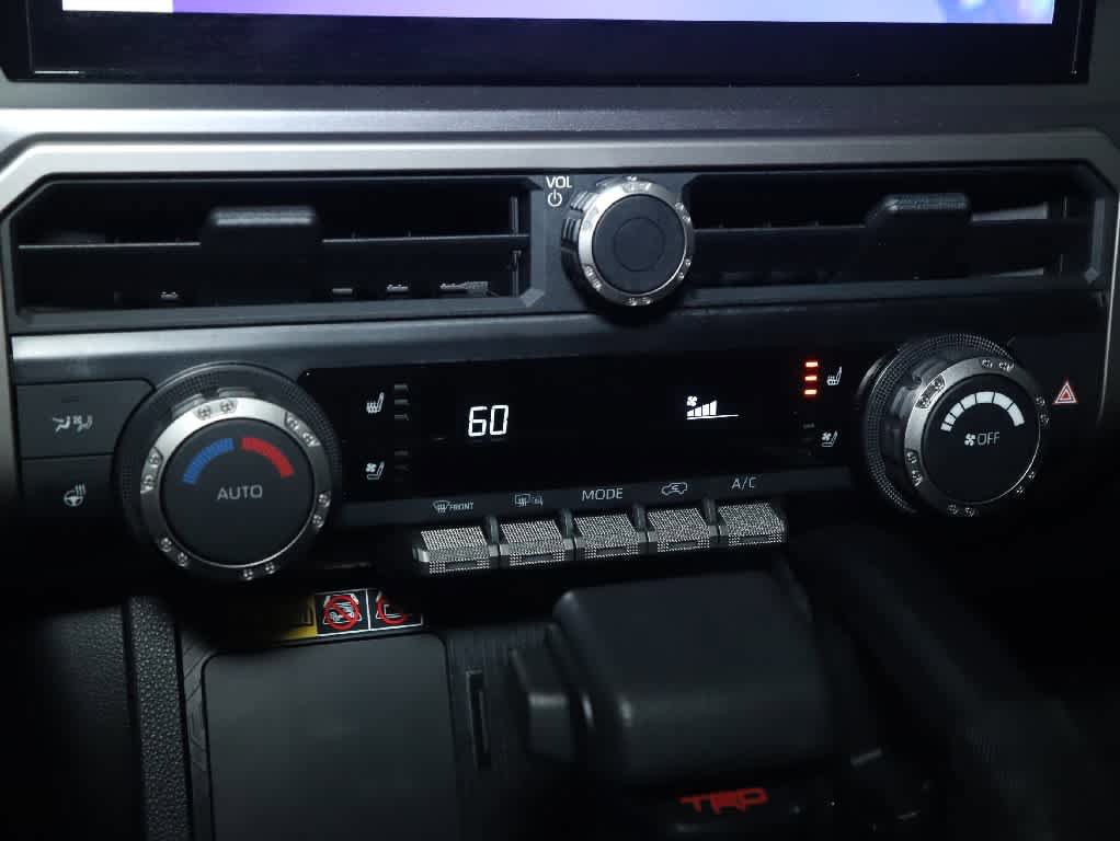 Used 2025 Toyota 4Runner TRD Off-Road Premium AWD/4WD image 26