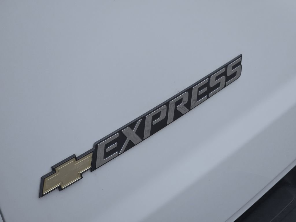 Used 2023 Chevrolet Express 3500 LT w/ LT Preferred Equipment Group image 7