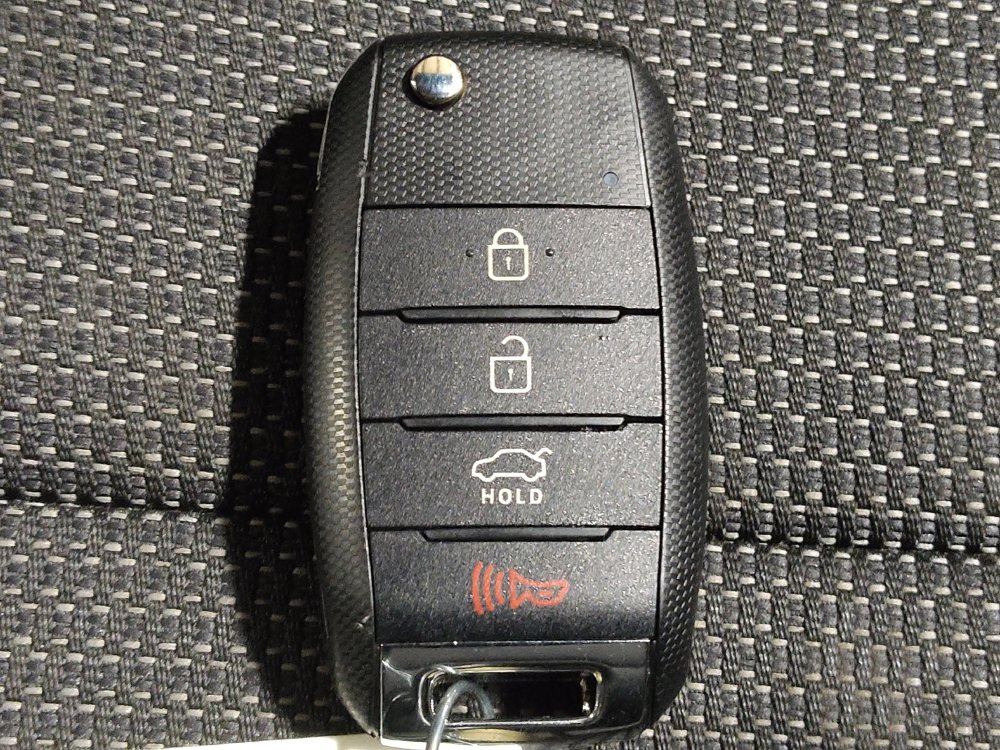Used 2017 Kia Forte LX FWD image 32