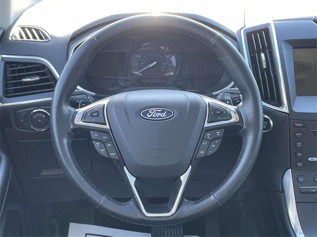 Certified 2018 Ford Edge Titanium w/ Equipment Group 301A image 13
