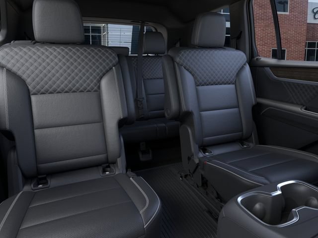 New 2026 GMC Acadia Denali w/ Super Cruise Package FWD image 17