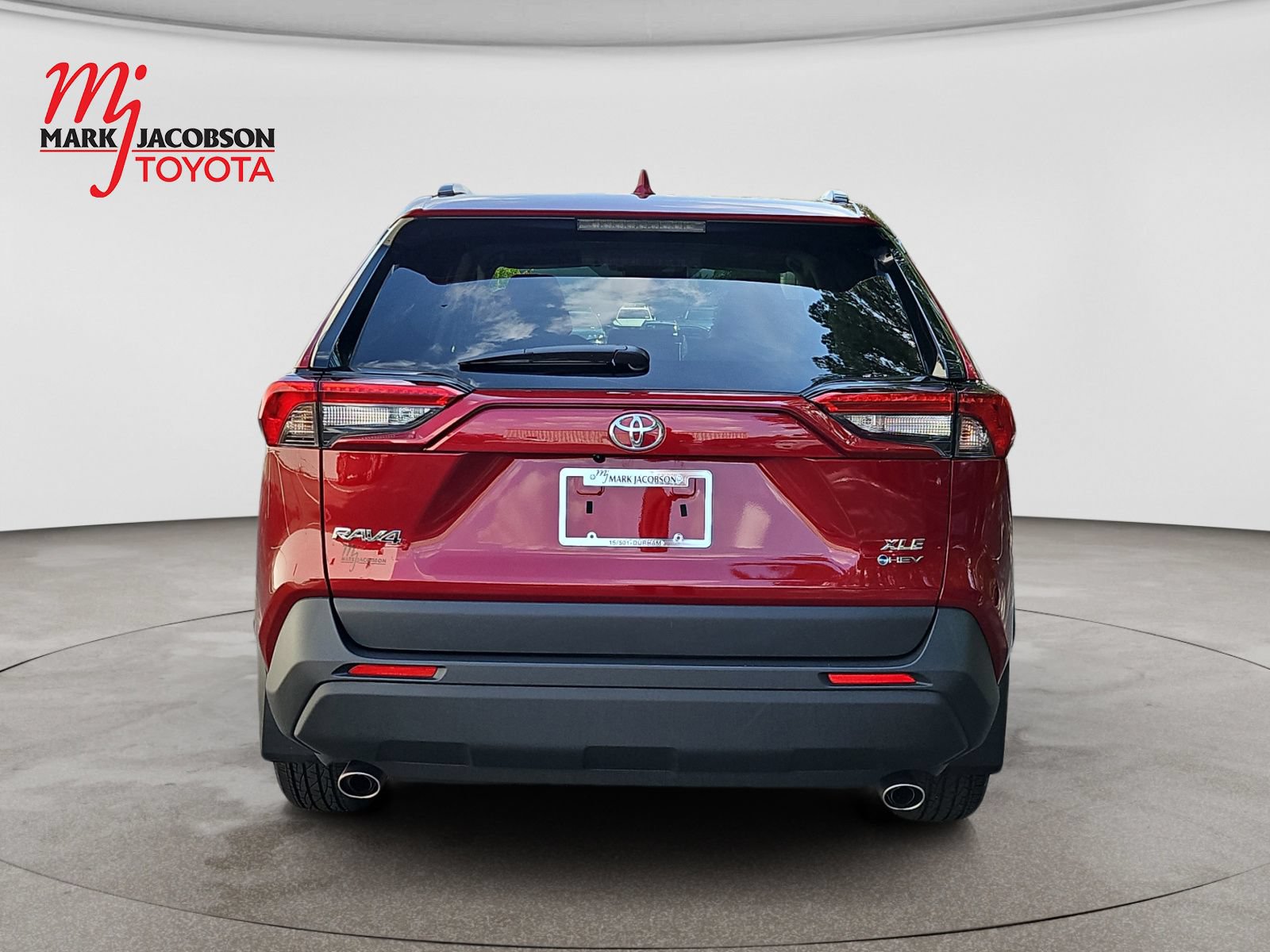 Used 2025 Toyota RAV4 XLE w/ Convenience Package AWD/4WD image 10