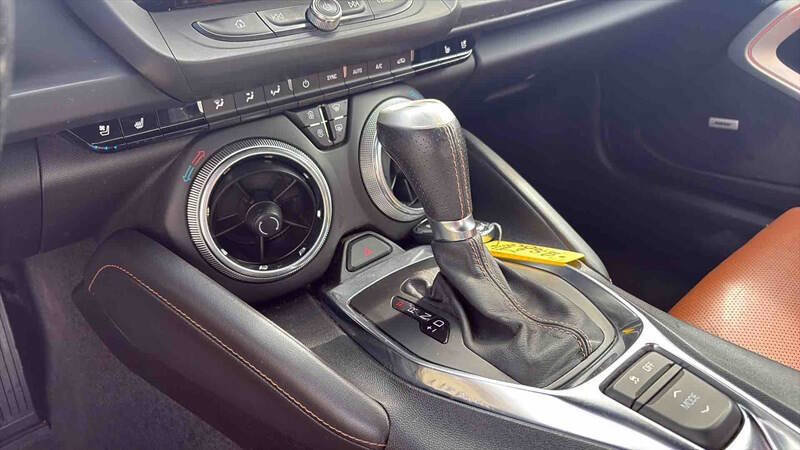 Used 2020 Chevrolet Camaro SS RWD image 30