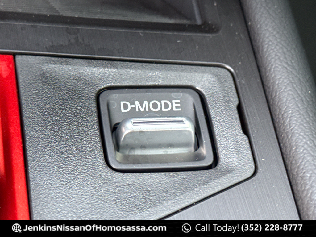 New 2026 Nissan Kicks SR AWD/4WD image 21