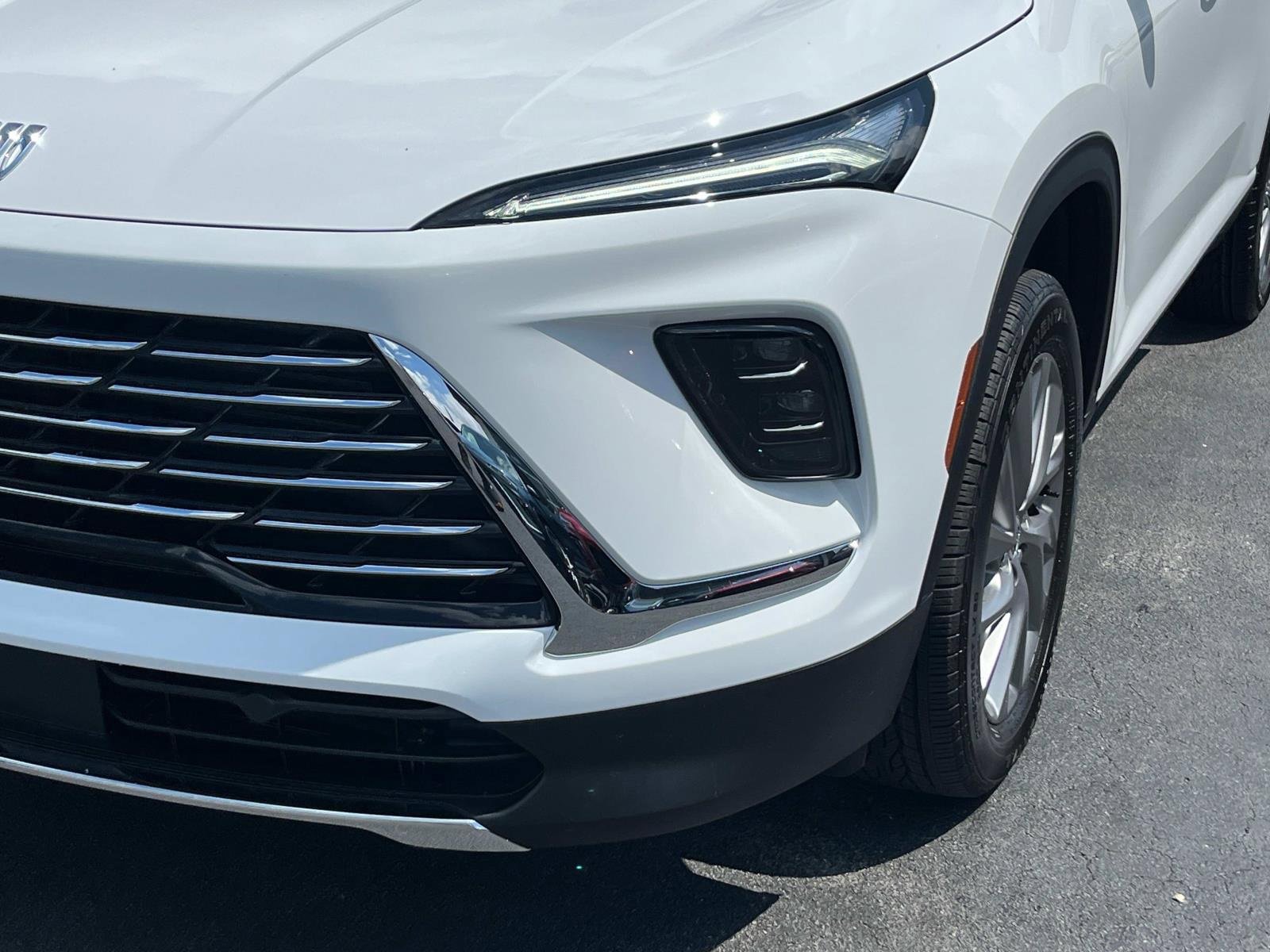 New 2026 Buick Enclave Preferred w/ Power Package image 11