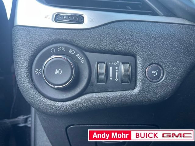 Used 2018 Jeep Cherokee Overland AWD/4WD image 23