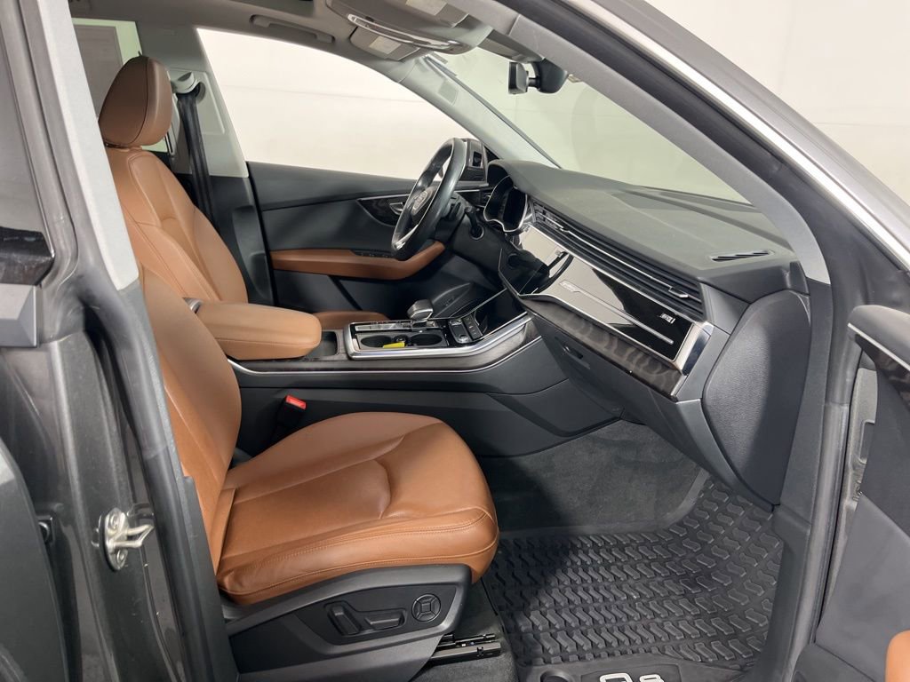 Used 2021 Audi Q8 Premium Plus w/ Premium Plus Package image 8