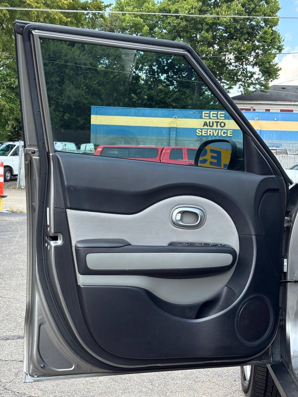 Used 2016 Kia Soul w/ Convenience Package FWD image 9