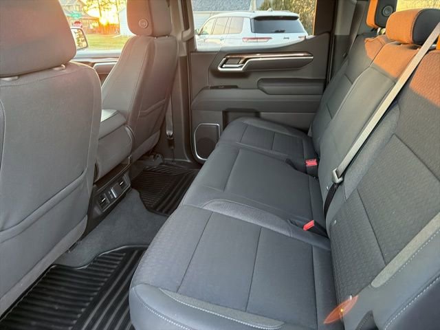 Used 2025 Chevrolet Silverado 1500 LT image 17