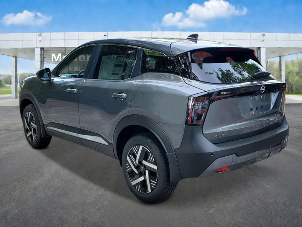New 2027 Nissan Kicks SV FWD image 4