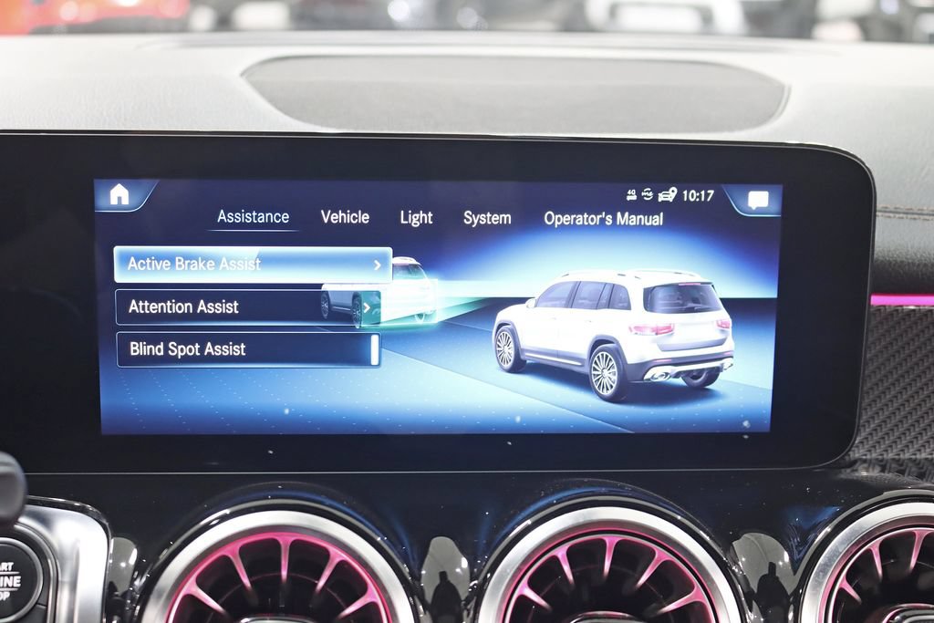 Used 2022 Mercedes-Benz GLB 35 AMG 4MATIC image 22