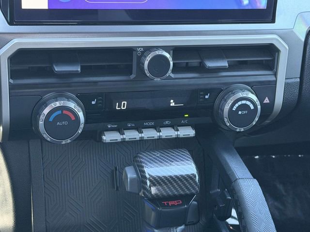 Used 2024 Toyota Tacoma TRD Off-Road image 14