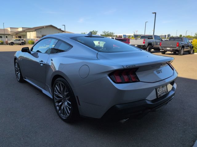 Certified 2025 Ford Mustang GT Premium RWD image 5