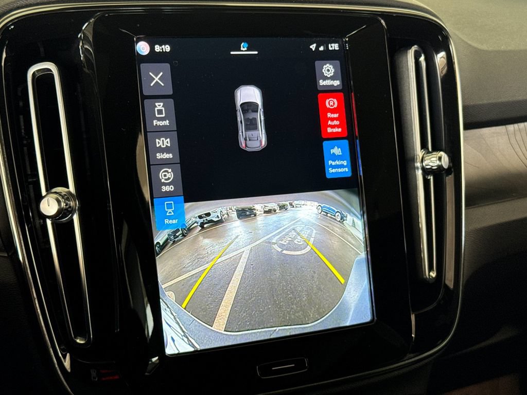 Certified 2023 Volvo C40 P8 Recharge Ultimate AWD/4WD image 19