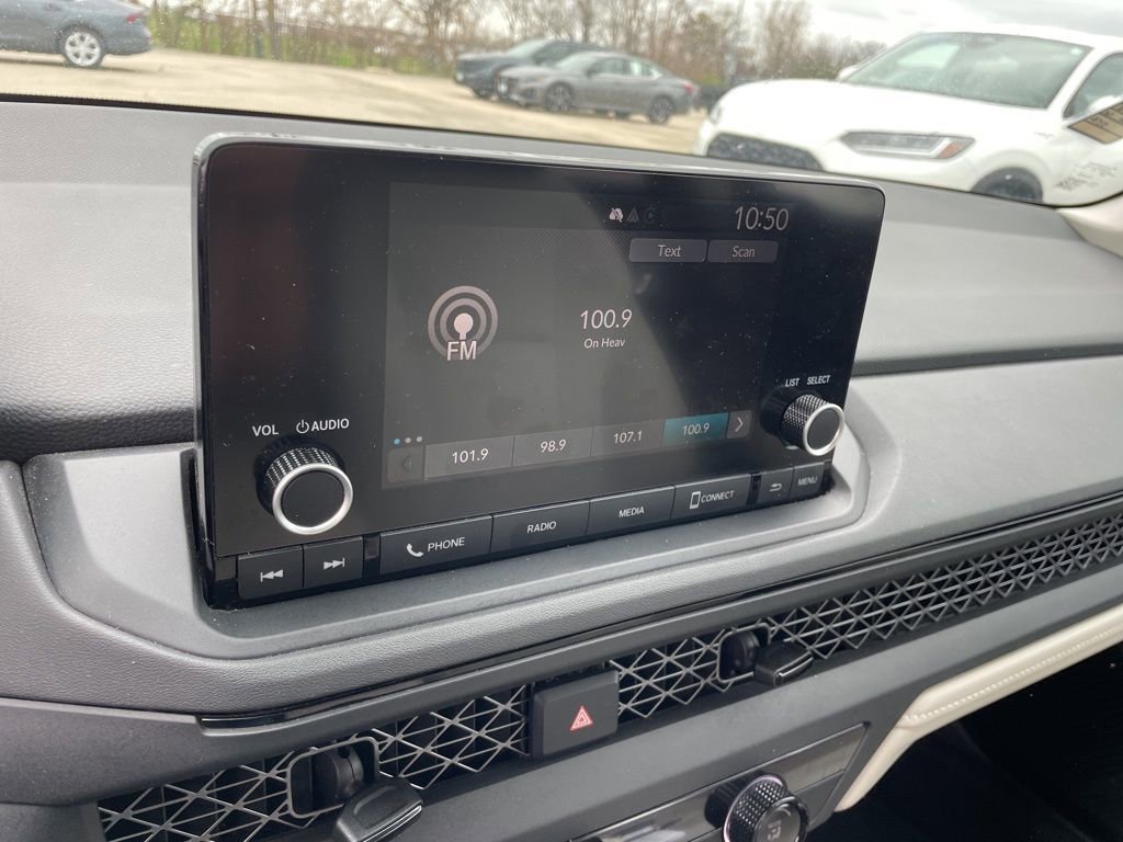 Used 2023 Honda Accord LX image 19