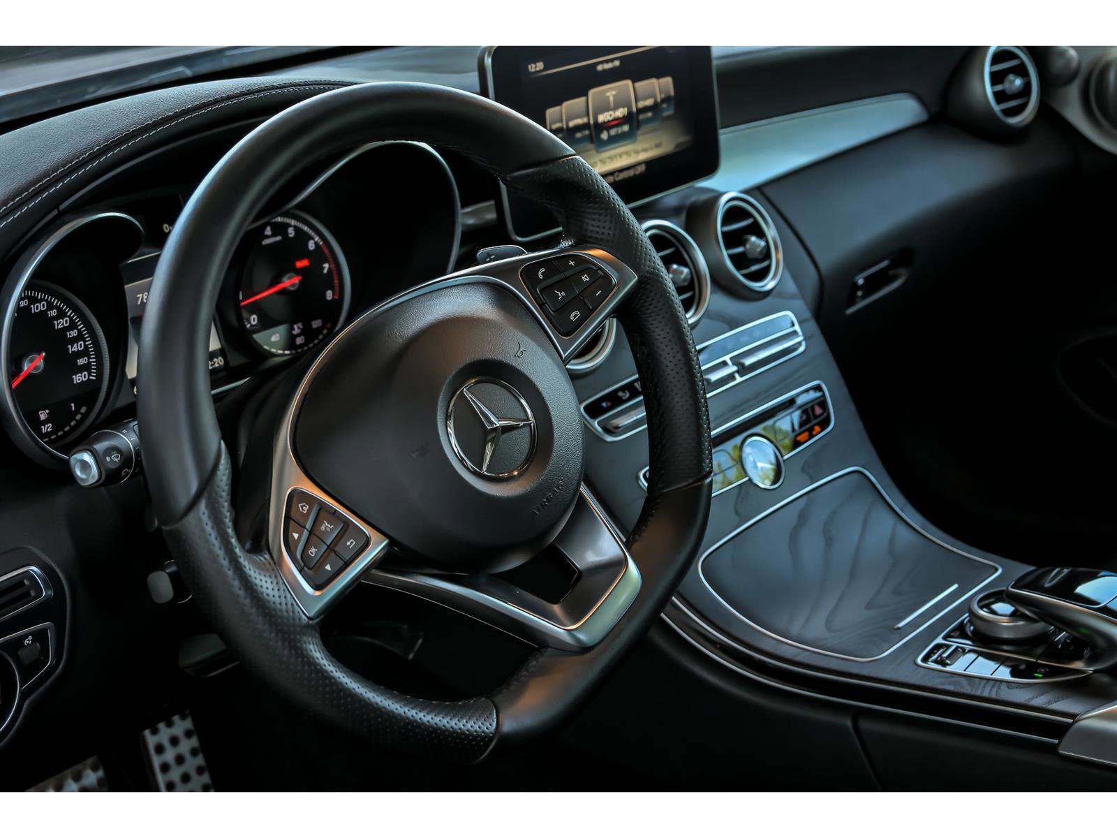 Used 2017 Mercedes-Benz C 300 4MATIC Cabriolet image 14