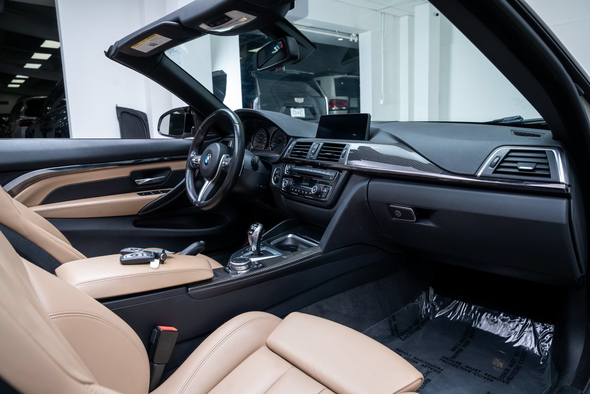 Used 2016 BMW M4 Convertible RWD image 27