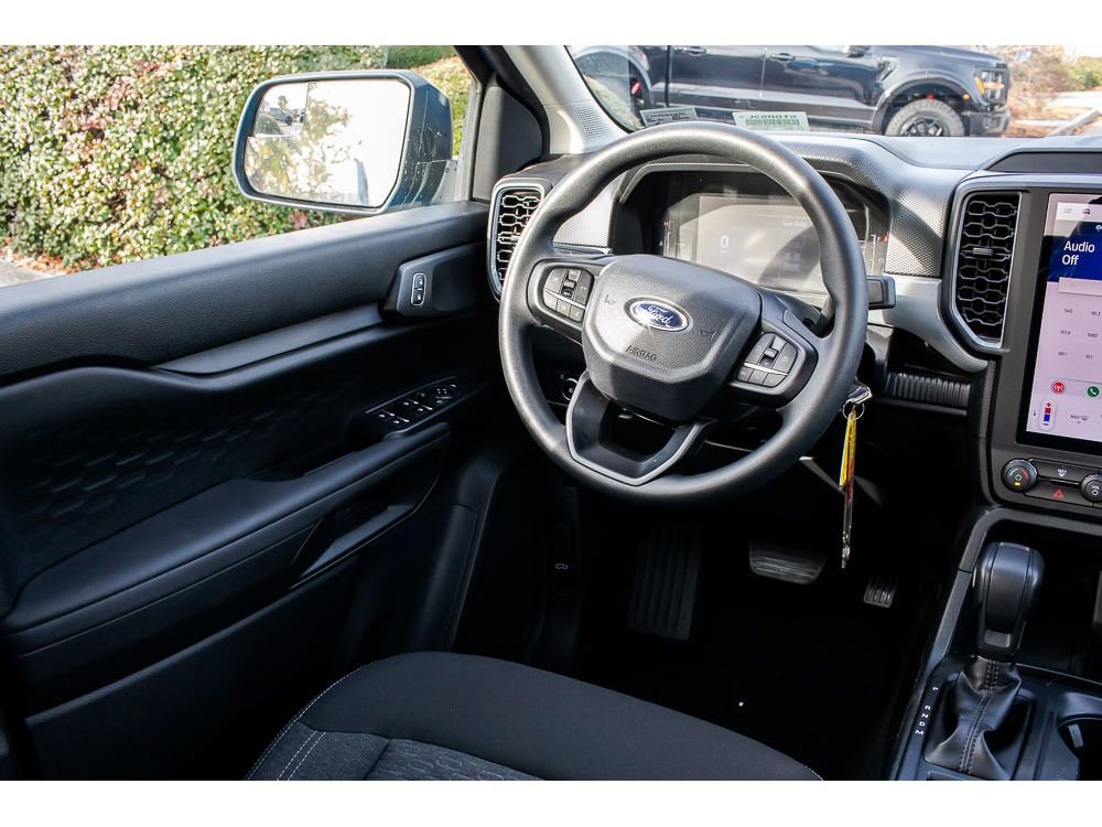 Used 2025 Ford Ranger XL w/ Trailer Tow Package image 13