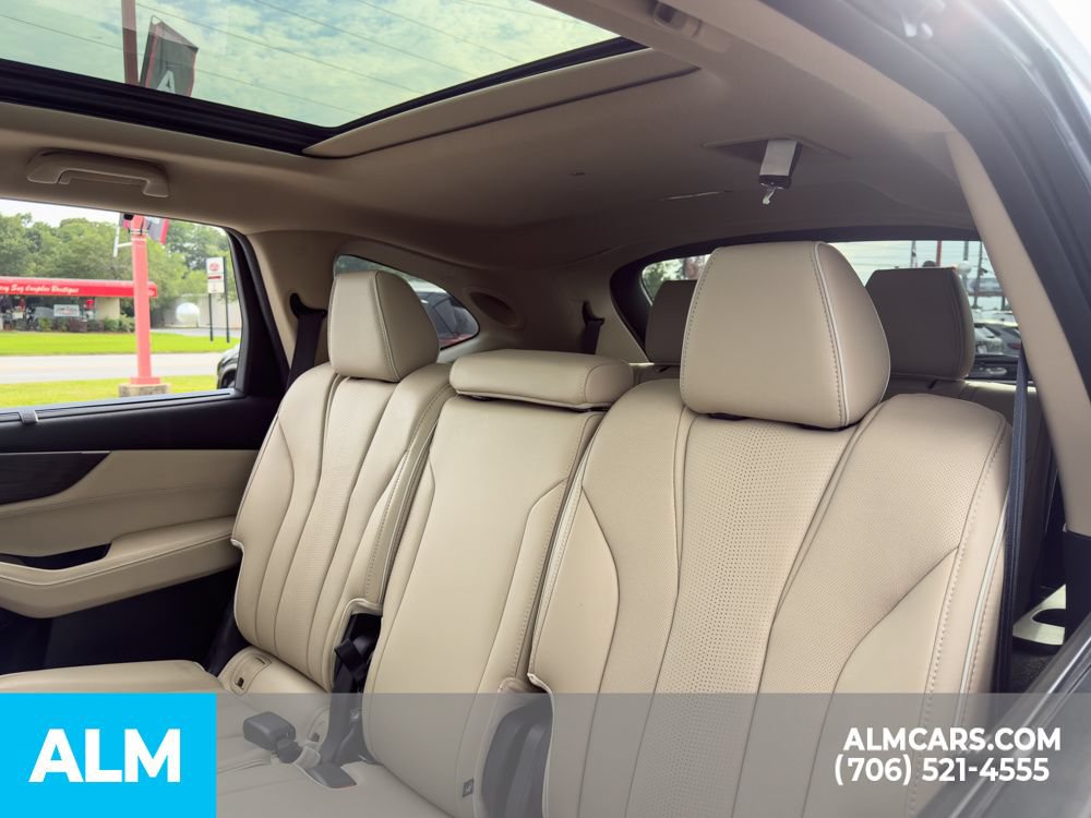 Used 2024 Acura MDX w/ Advance Package AWD/4WD image 9