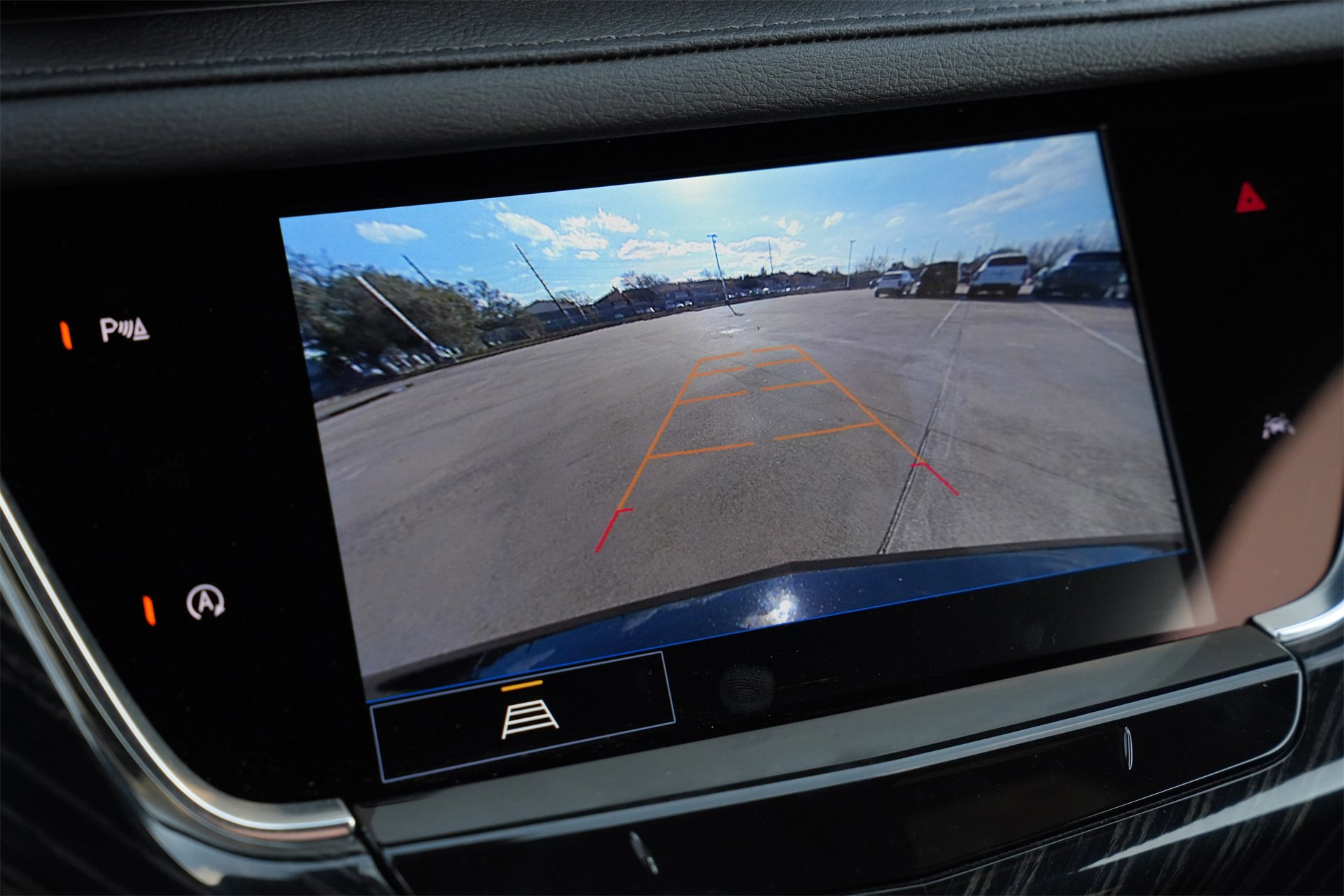 Certified 2025 Cadillac XT6 Premium Luxury image 13