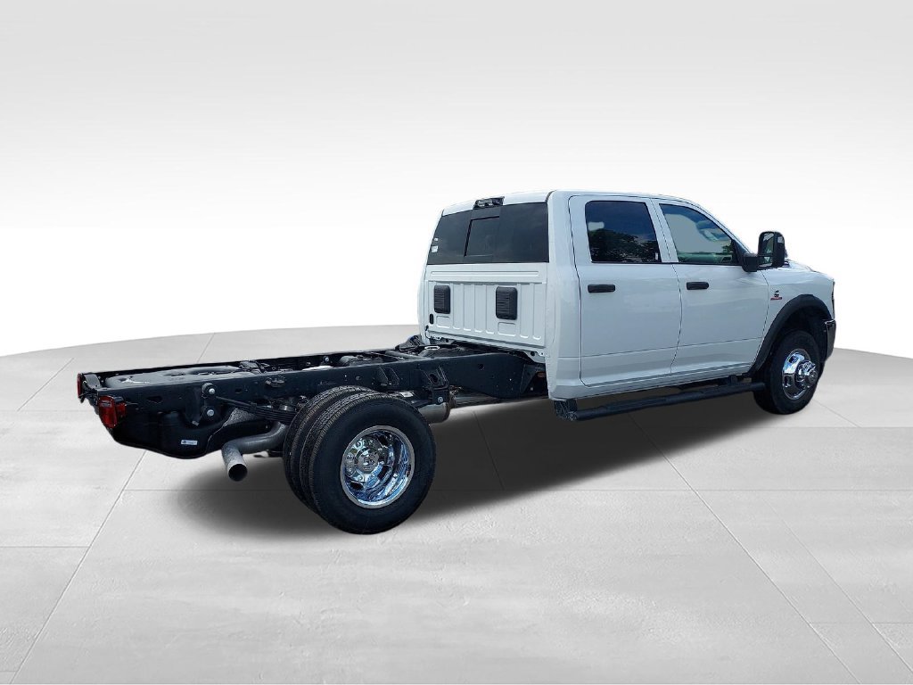New 2026 RAM 3500 Tradesman AWD/4WD image 5