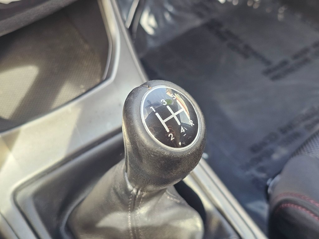 Used 2013 Subaru Impreza WRX Sedan AWD/4WD image 27