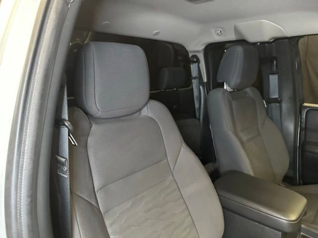 Used 2024 Nissan Frontier S w/ Technology Package AWD/4WD image 15
