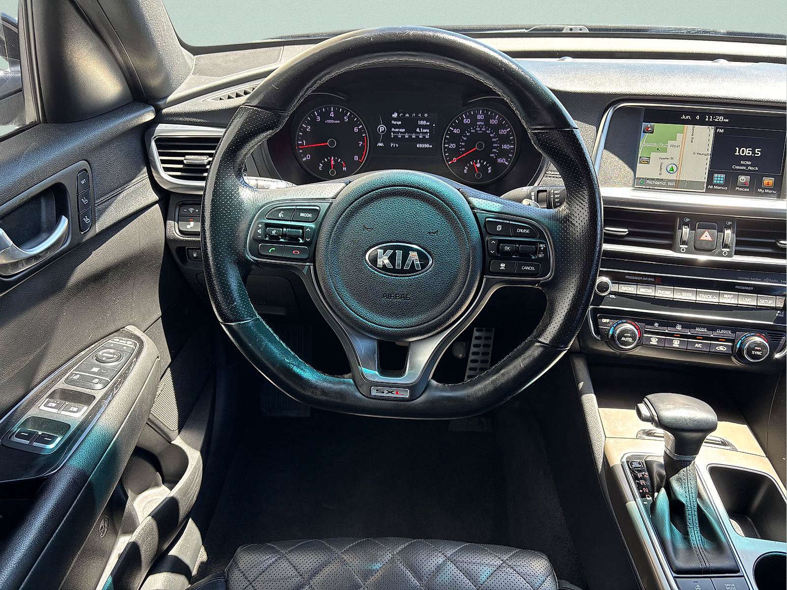 Used 2017 Kia Optima SX FWD image 33