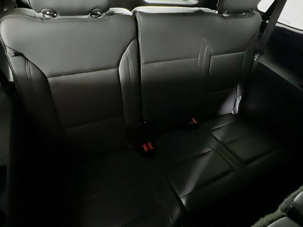 Used 2023 Chevrolet Tahoe LT AWD/4WD image 28