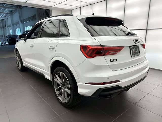 Used 2025 Audi Q3 2.0T Premium w/ Convenience Package AWD/4WD image 3