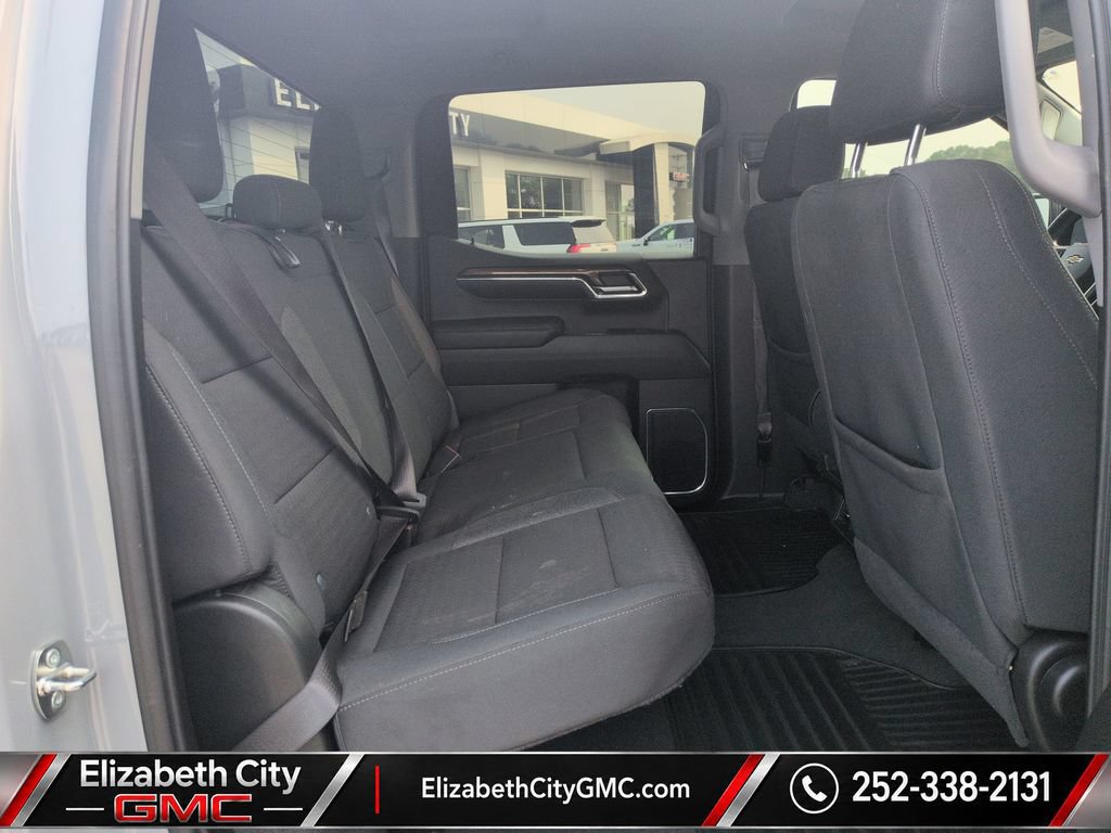 Used 2024 Chevrolet Silverado 1500 LT AWD/4WD image 19