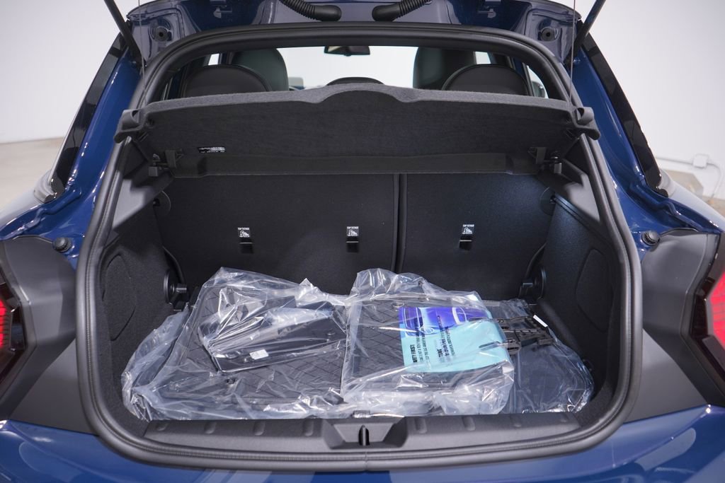 New 2026 MINI Cooper S image 18