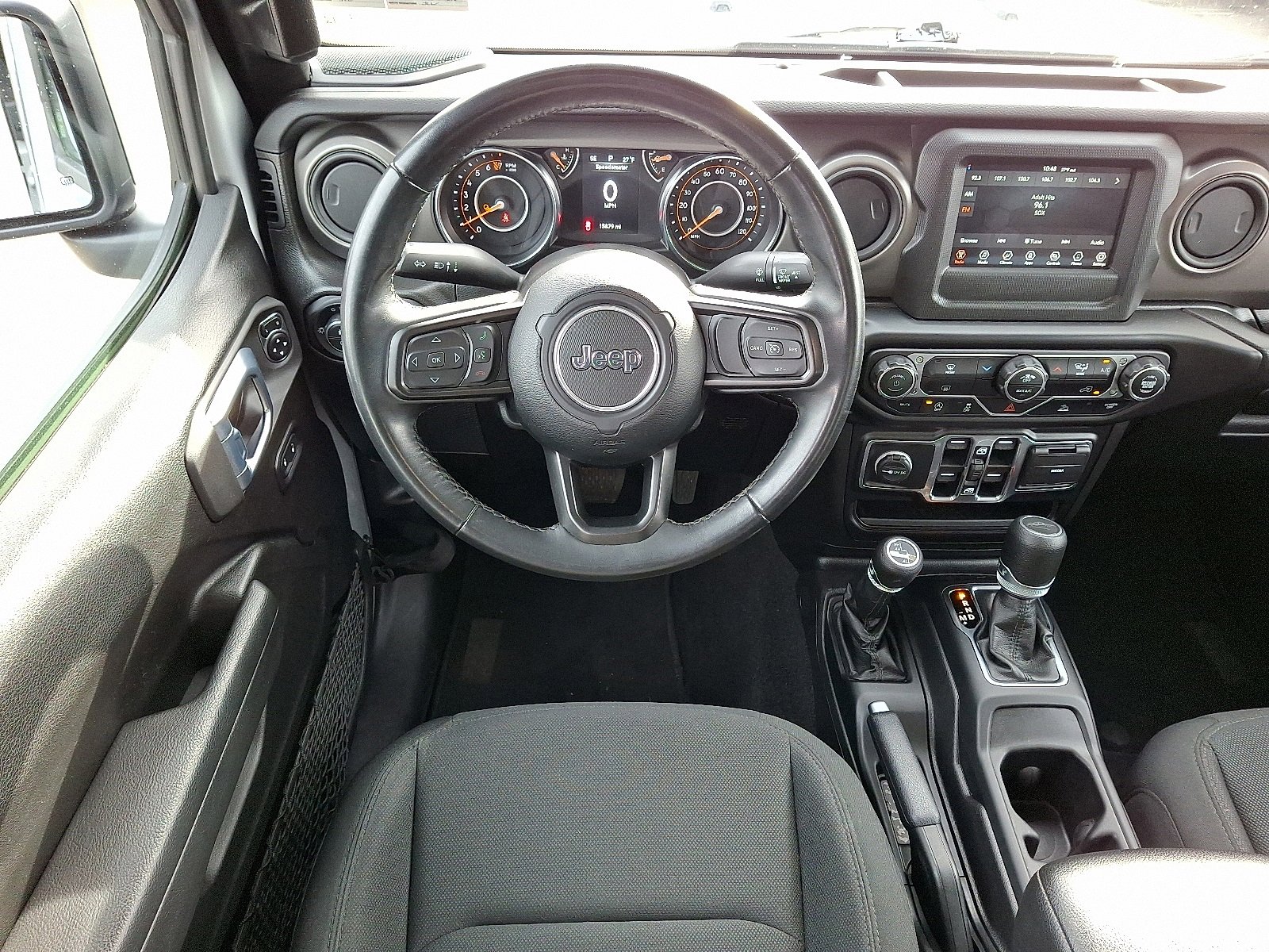 Used 2022 Jeep Gladiator Willys image 13