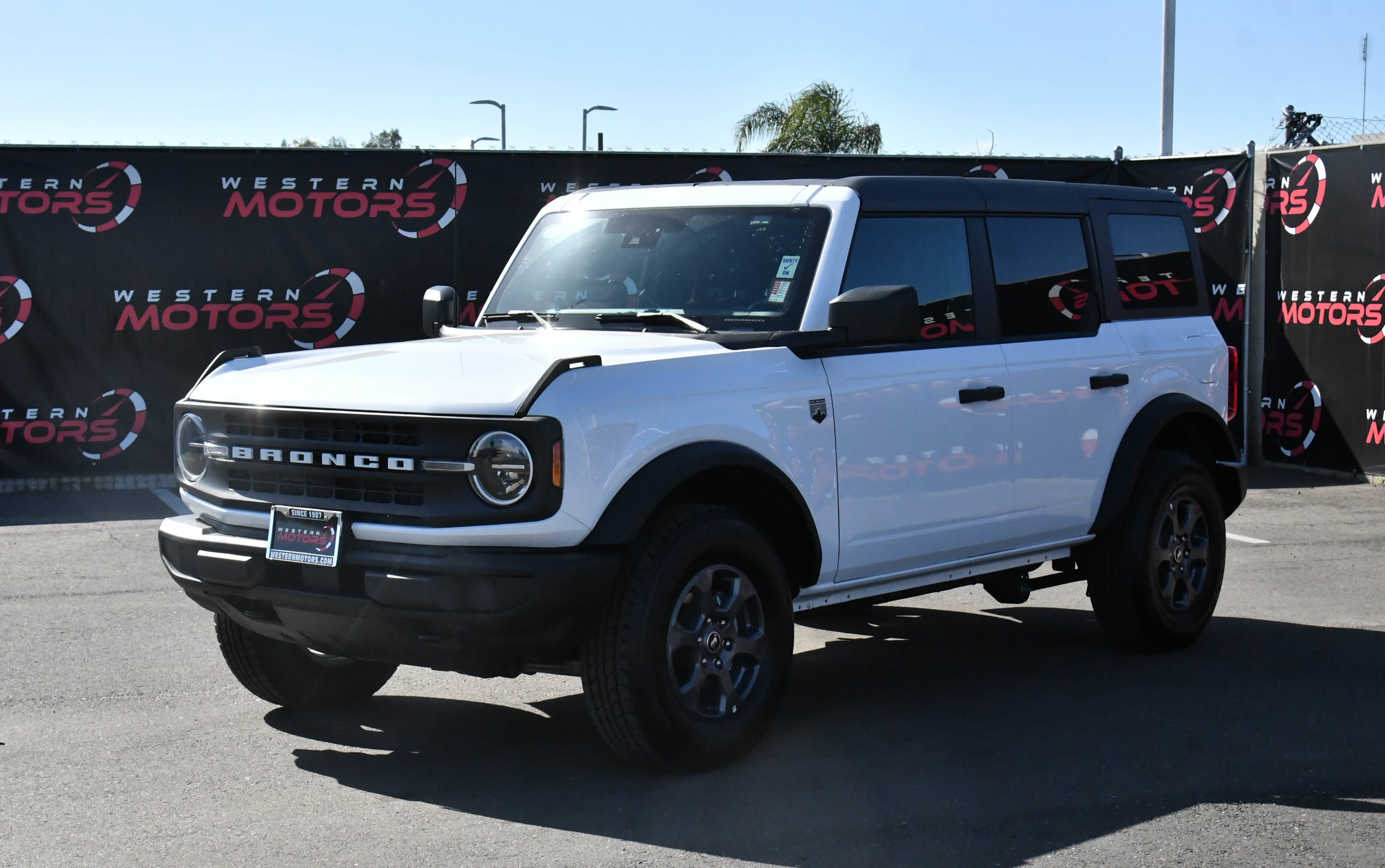 Used 2025 Ford Bronco Big Bend image 3